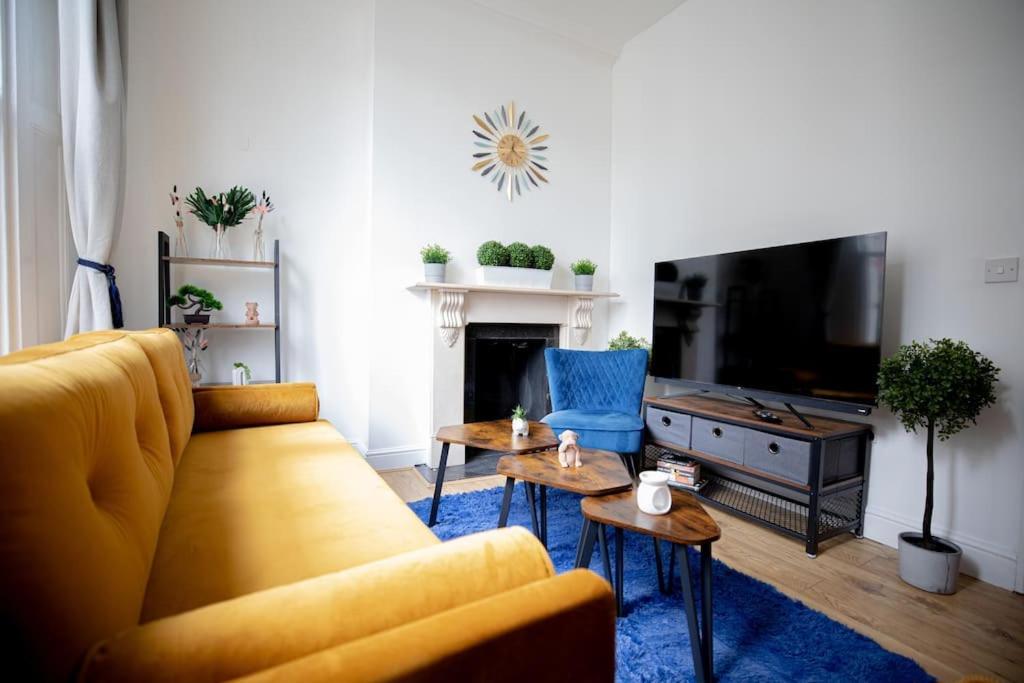 Perfect Location 4Bed 2 Bath Spacious Apartment London Kültér fotó