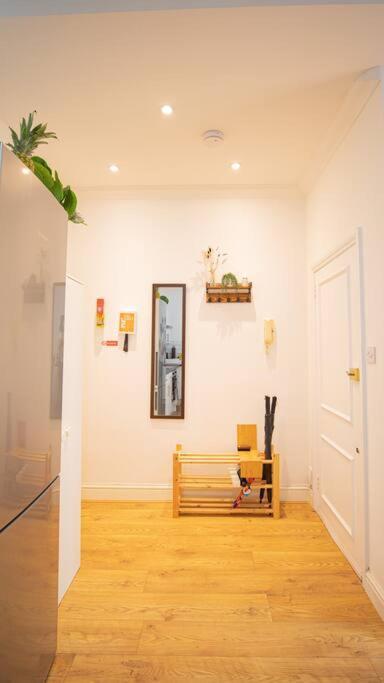 Perfect Location 4Bed 2 Bath Spacious Apartment London Kültér fotó